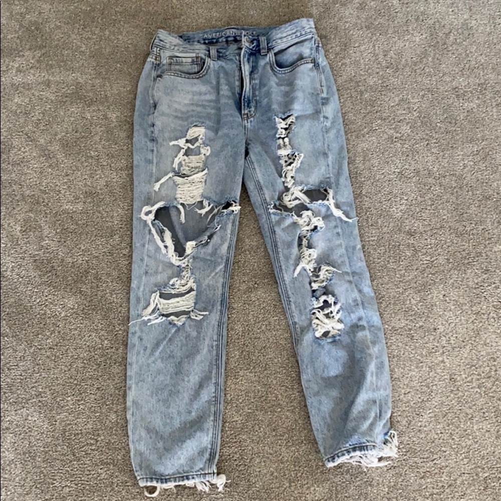 American Eagle Ripped Mom Jeans